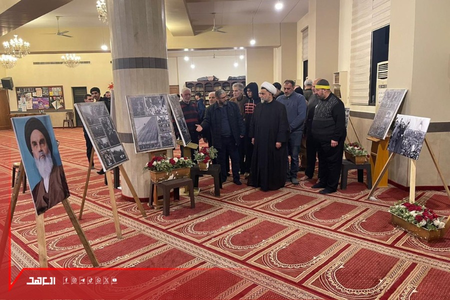 افتتاح معرض صور في مجمع الإمام المجتبى (ع) لمناسبة انتصار الثورة الإيرانية