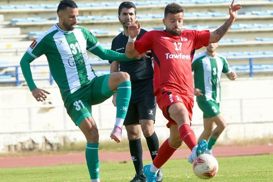 تعادل سلبي للأنصار المتصدّر والنجمة الوصيف