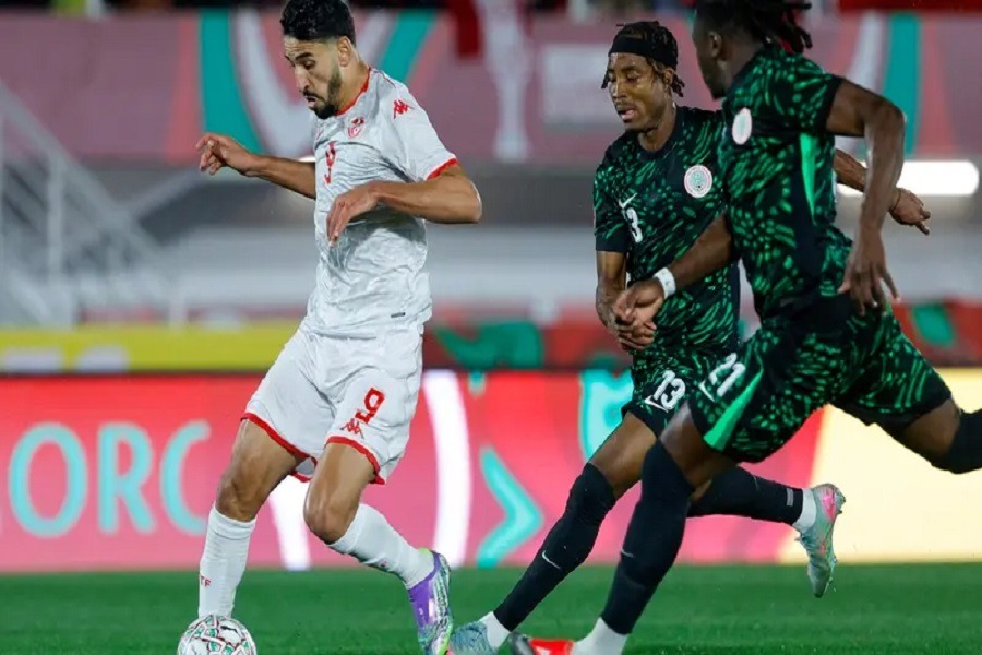 نيجيريا تنجو من انتفاضة تونس وتضمن صدارة المجموعة في 