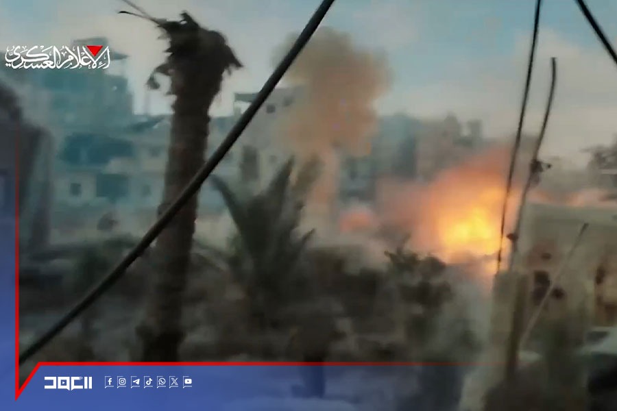 فيديو | استهداف جنود وآليات العدو في خان يونس