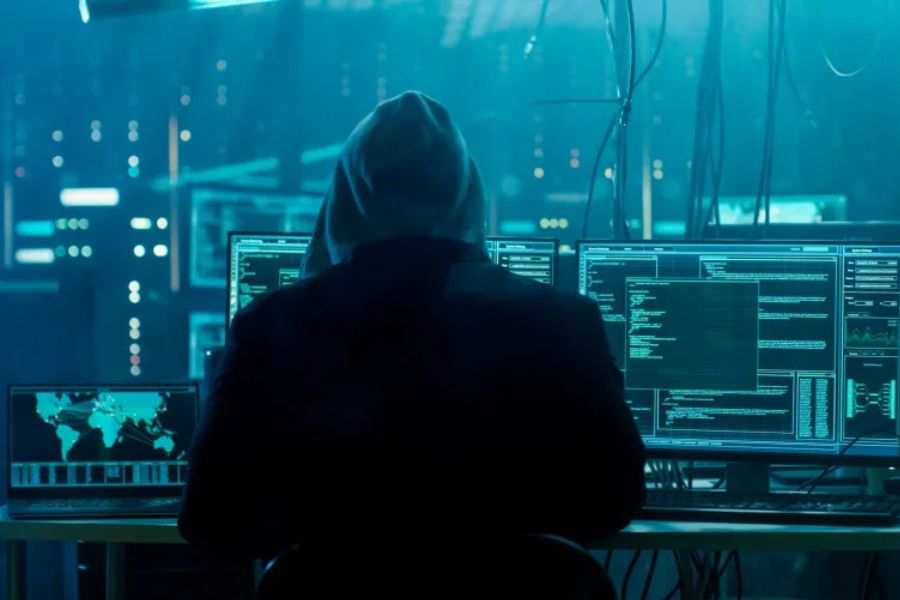 أسوشيتد برس عن باحثين رقميين: استخدام برامج تجسس