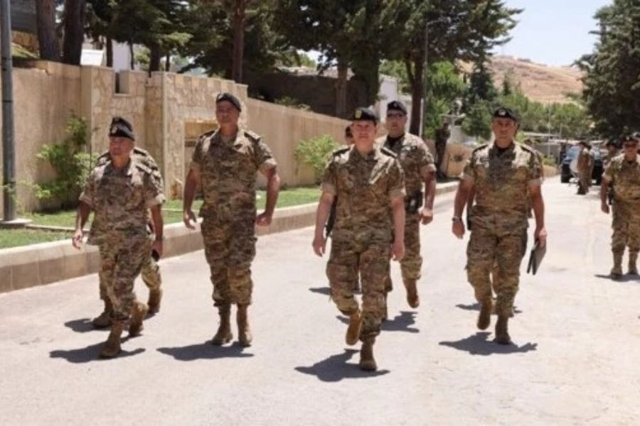 قائد الجيش من بعلبك: الحفاظ على الاستقرار والجهوزية أولوية القيادة العسكرية