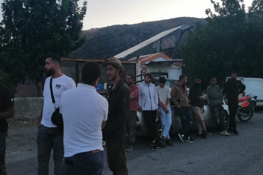 وقفة احتجاجية لأهالي كفركلا استنكارًا لاستمرار الاعتداءات الصهيونية