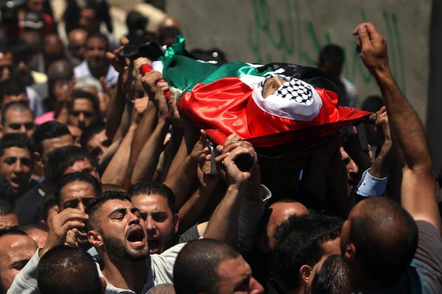 شهيد برصاص الاحتلال قرب الجدار الفاصل في القدس