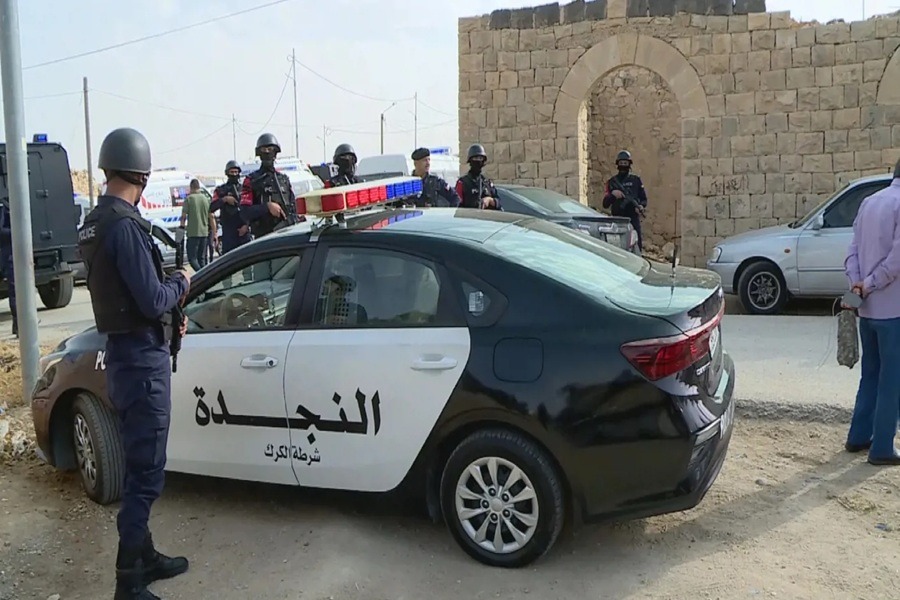 قتلى وجرحى بهجوم مسلح استهدف كنيسة في الكرك جنوب الأردن