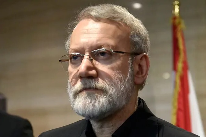  لاريجاني: استشهاد الإمام الخامنئي سيكون له ثمن باهظ 