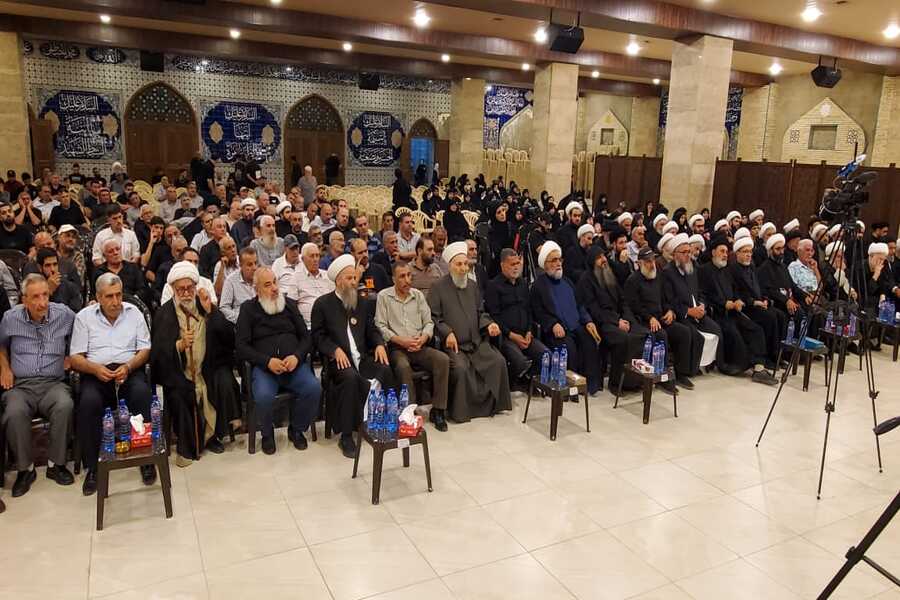في بعلبك.. حشود غاضبة تُجدد البيعة للإمام الخامنئي وتستنكر التطاول على رموز المقاومة