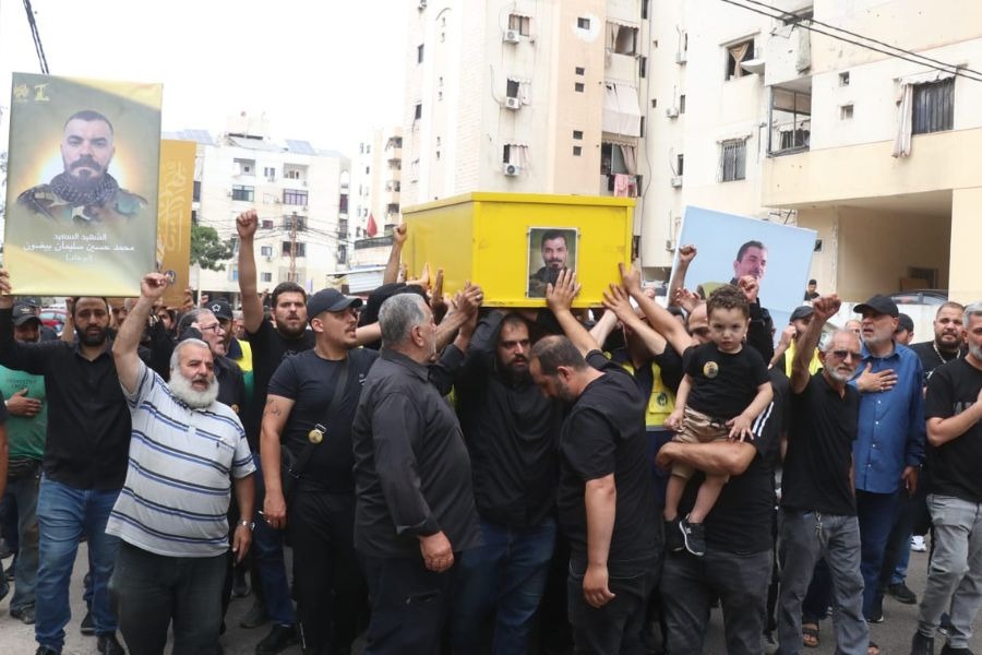 بالصور| حزب الله يشيع الشهيد محمد حسين سليمان بيضون في روضة 