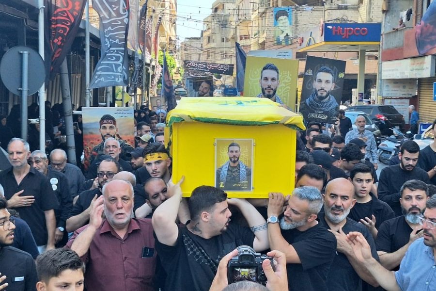 حزب الله شيّع الشهيدين ربيع هاشم ومحمد قشاقش في روضتي الزهراء (ع) والشهيدين