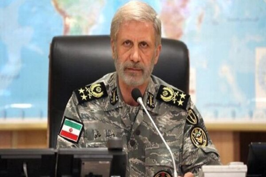 اللواء حاتمي: القوات المسلحة على أهبة الاستعداد لمواجهة تهديدات العدو