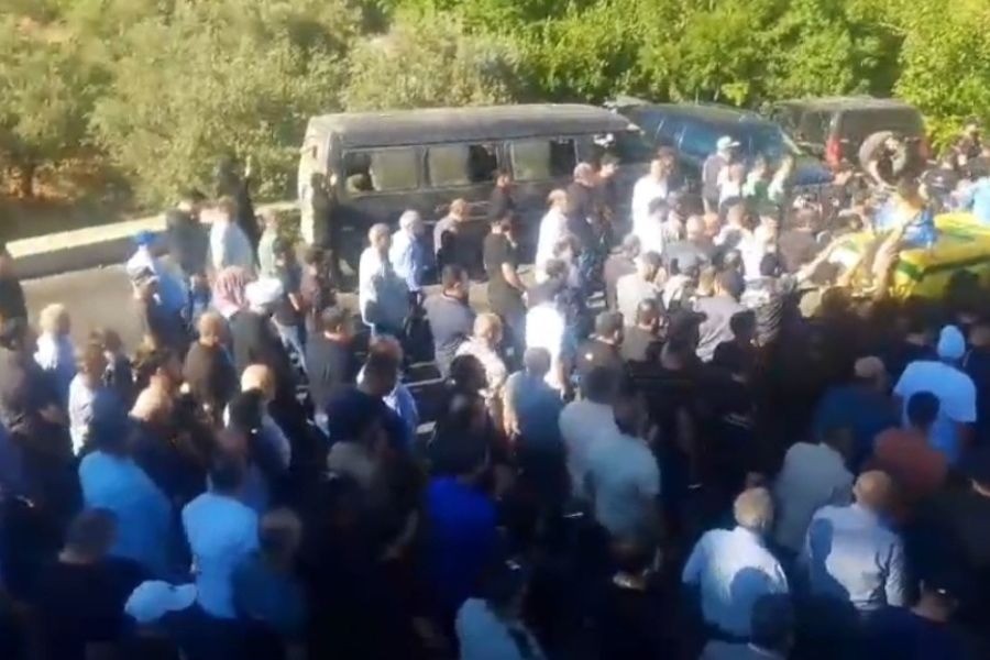 حزب الله شيّع الشهيد علي خضر ناصر الدين في بلدة الشربين بمشاركة حاشدة