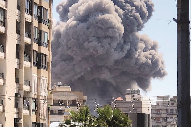 سلطة الوصاية تواصل تقديم الهدايا المجانيّة 