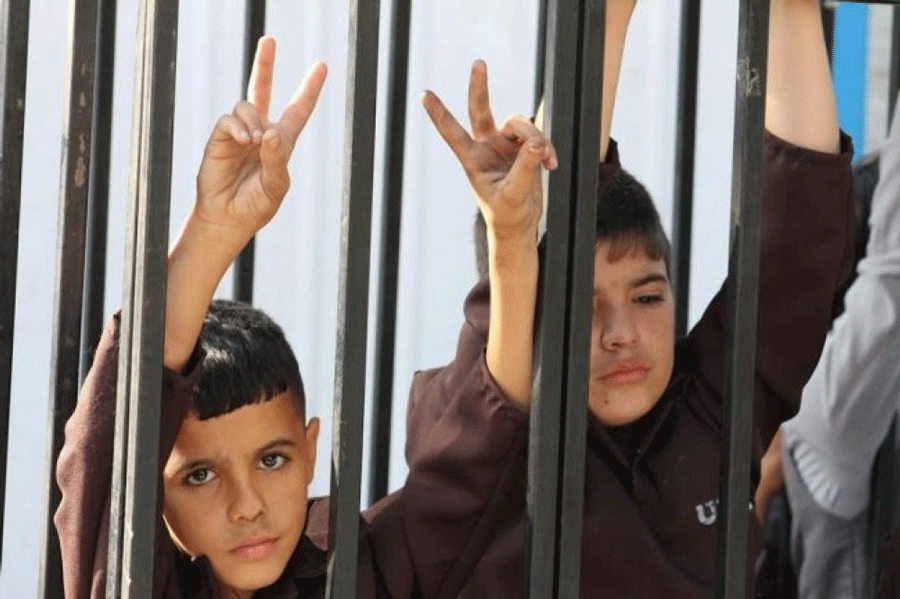الاحتلال يحتجز 3629 فلسطينيًا بلا محاكمة بينهم نساء وأطفال