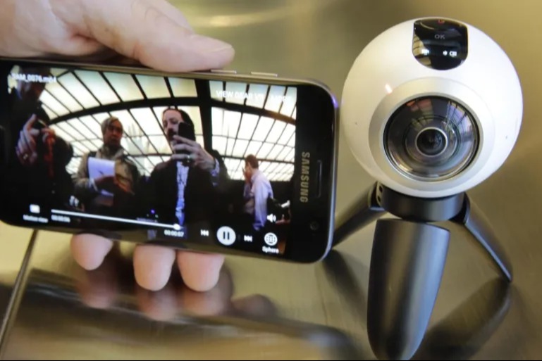 كيف تحوّل كاميرا الهاتف إلى كاميرا ويب عالية الجودة؟