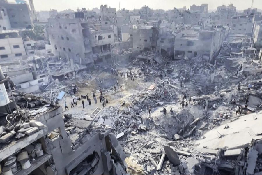 طائرات الاحتلال تشن غارات عنيفة على بيت لاهيا شمال قطاع غزة