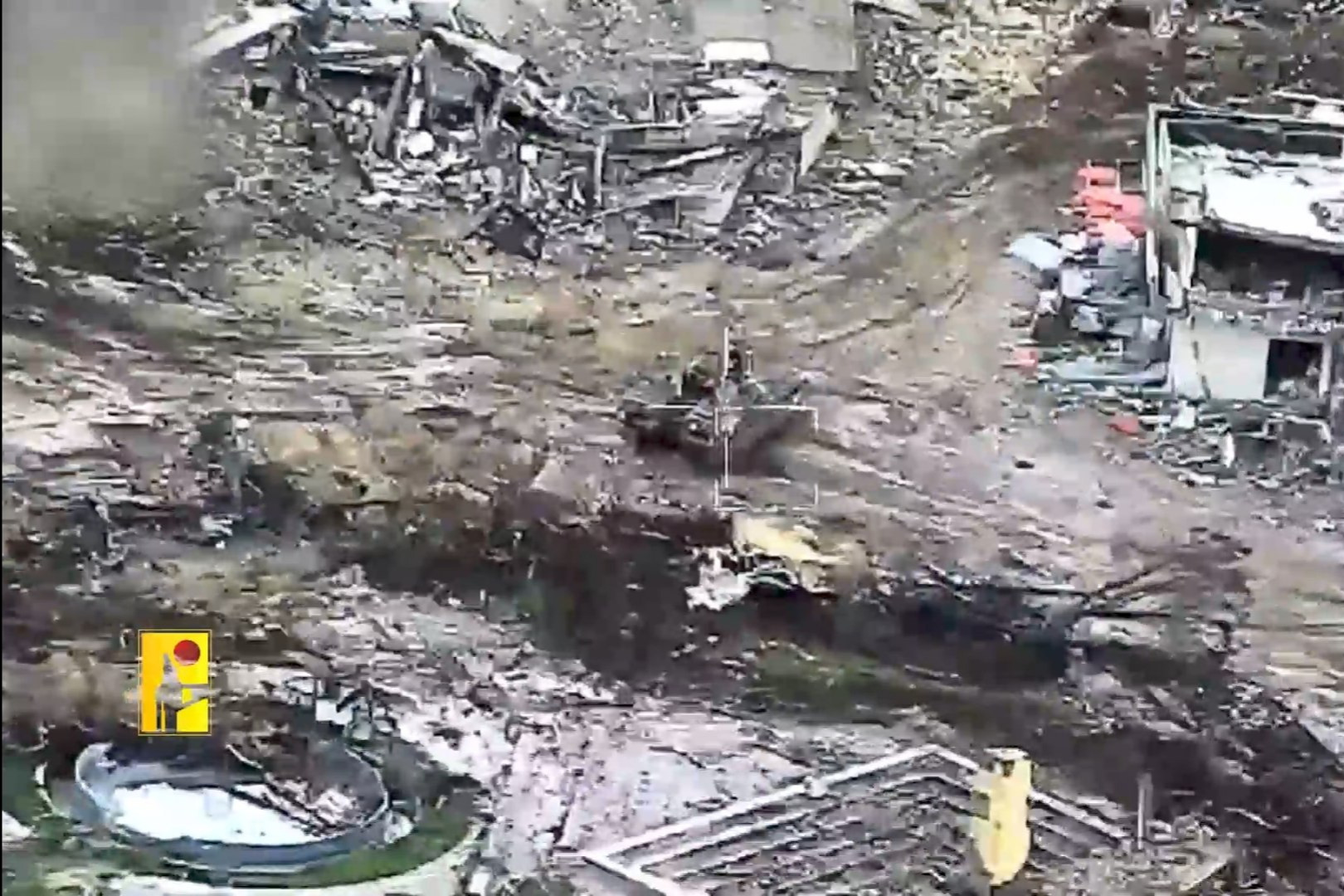 فيديو:  مشاهد عملية استهداف المقاومة لناقلة جند ودبّابة ميركافا في ساحة الطيبة 