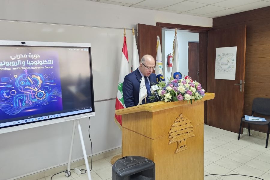وزير العمل يرعى إطلاق أول دورة مدربين للتكنولوجيا والروبوتيك