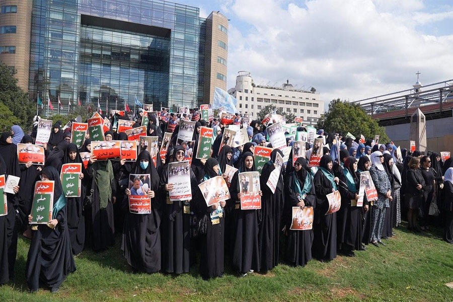 وقفة تضامنية نسائية في لبنان رفضًا لمنع المحجّبات من التعليم والعمل في أذربيجان
