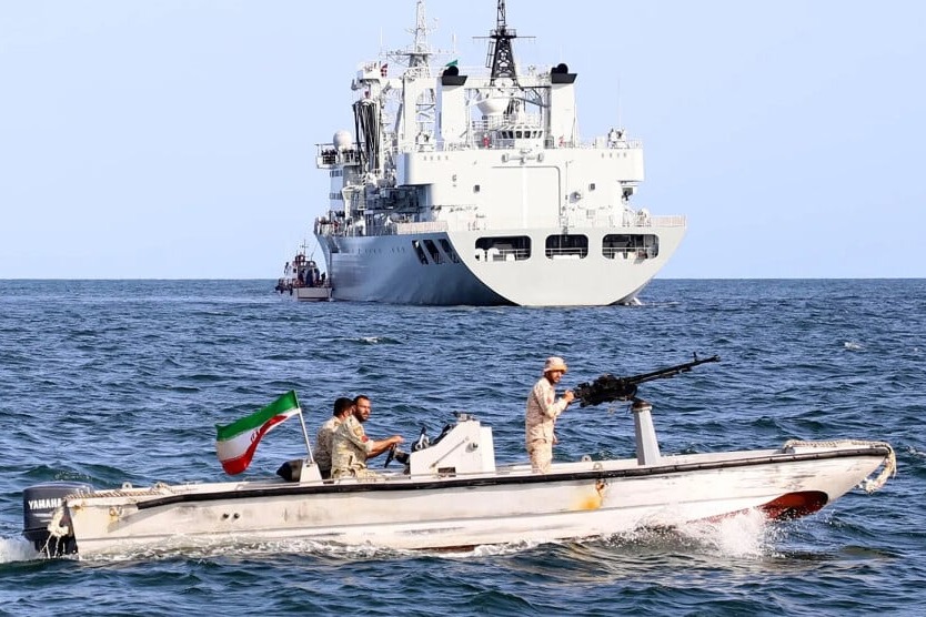 لتعزيز الأمن ومواجهة تحديات السلامة البحرية.. مناورات مشتركة بين إيران وروسيا الخميس