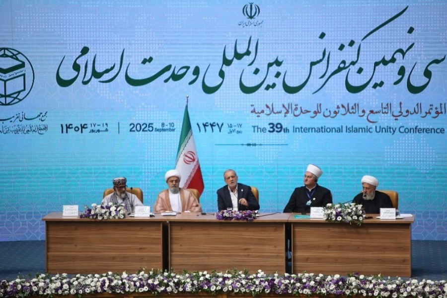 الخطيب يدعو من طهران لأعلى أشكال التضامن مع إيران في معركتها الفاصلة مع الاستكبار 