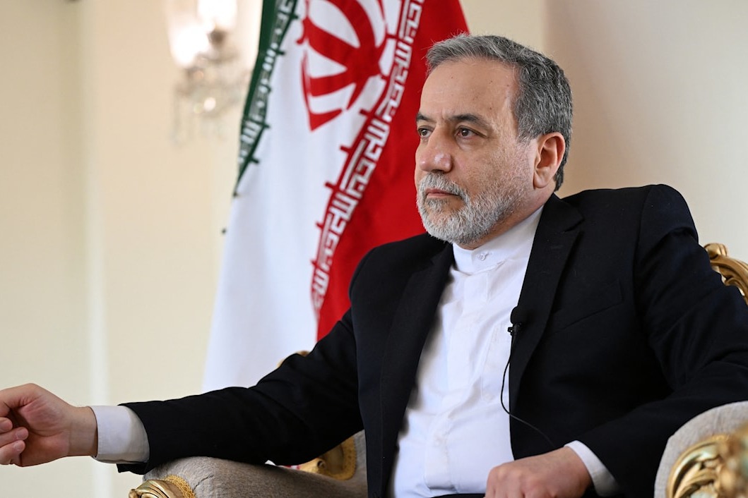 عراقجي: مع الدبلوماسية العادلة ولإزلة التهديد قبل المفاوضات