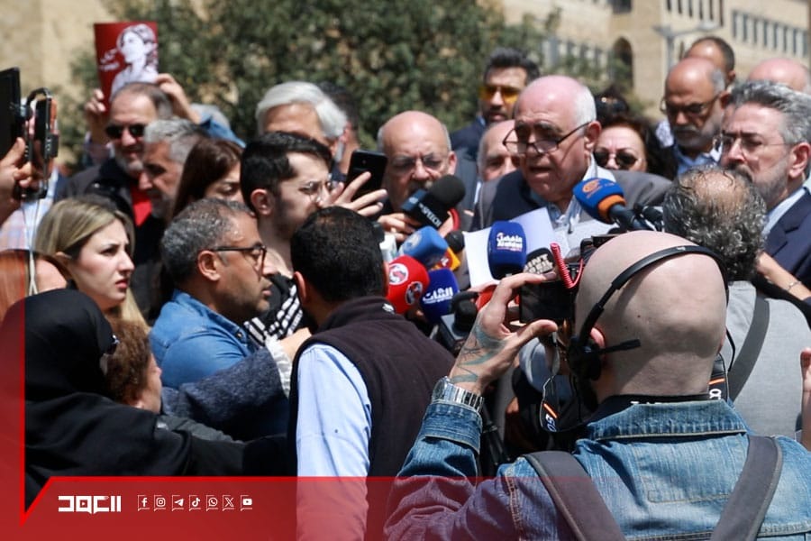 صحافيون لـ