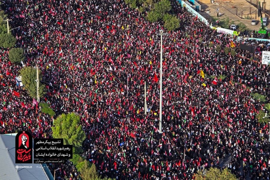 إعلام العدو: الحرس الثوري يستعرض مشهد وحدة شعبية خلال تشييع الخامنئي