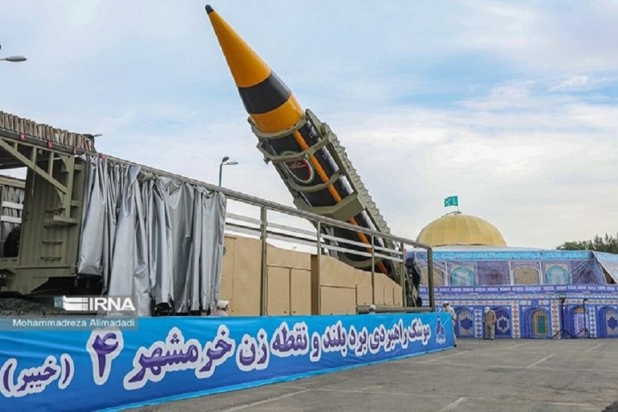 إيران تؤكد جاهزيتها لأي مواجهة: مضيق هرمز تحت رقابتنا الكاملة