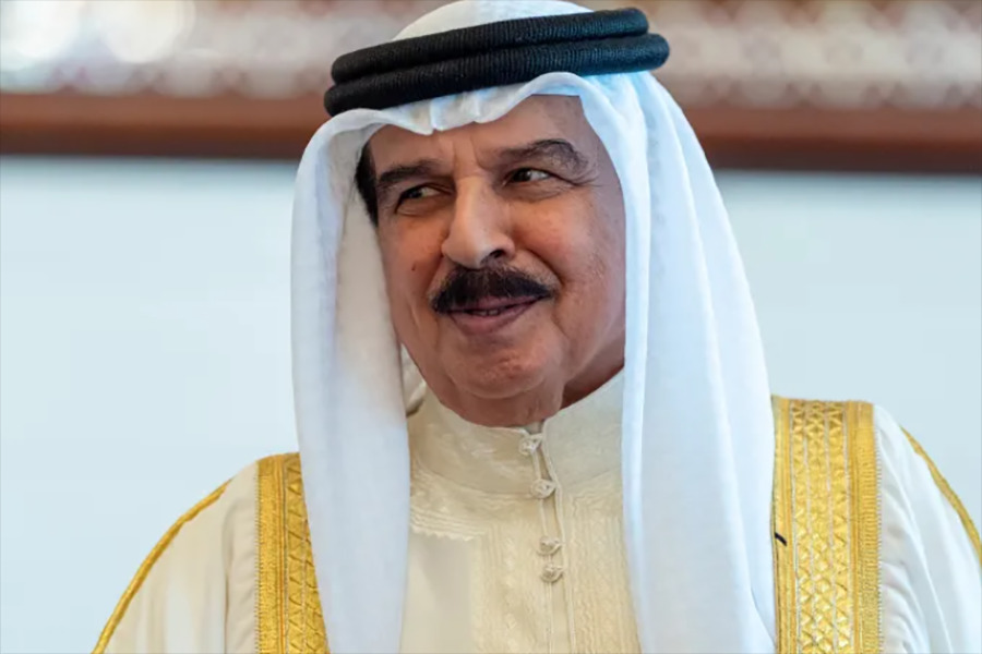 ملك البحرين يتصل برئيس الكيان الغاصب وبحثٌ في تعزيز التعاون