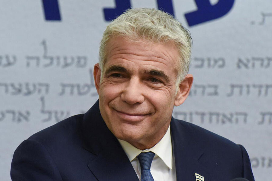 لابيد يجتمع بالرئيس الإماراتي