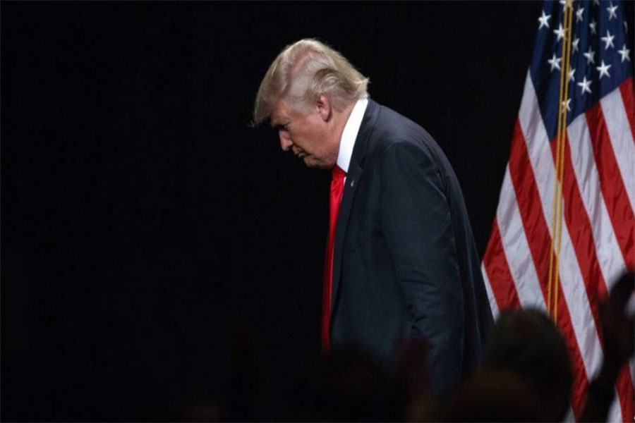  كاتبة بريطانية أميركية: بدء مخطط قد يؤدي لإسقاط ترامب