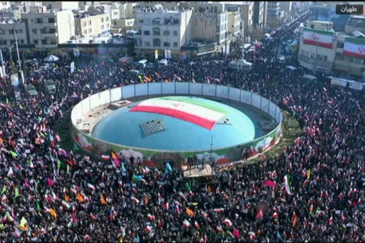 سيل بشري هادر في طهران تنديدًا بجرائم الشغب وتأييدًا للقيادة