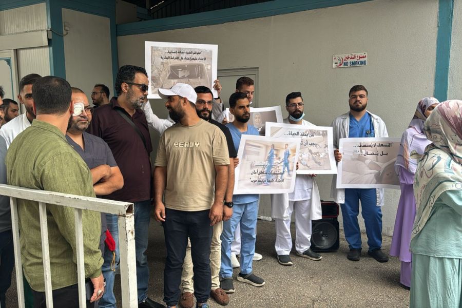 بالصور|  وقفة تكريمية وتضامنية مع جرحى تلبية النداء في مستشفى سان جورج - الحدث