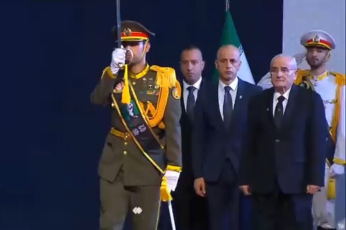 وزير الدفاع اللبناني يشارك في مراسم توديع الشهيد الإمام السيد الخامنئي (رض)