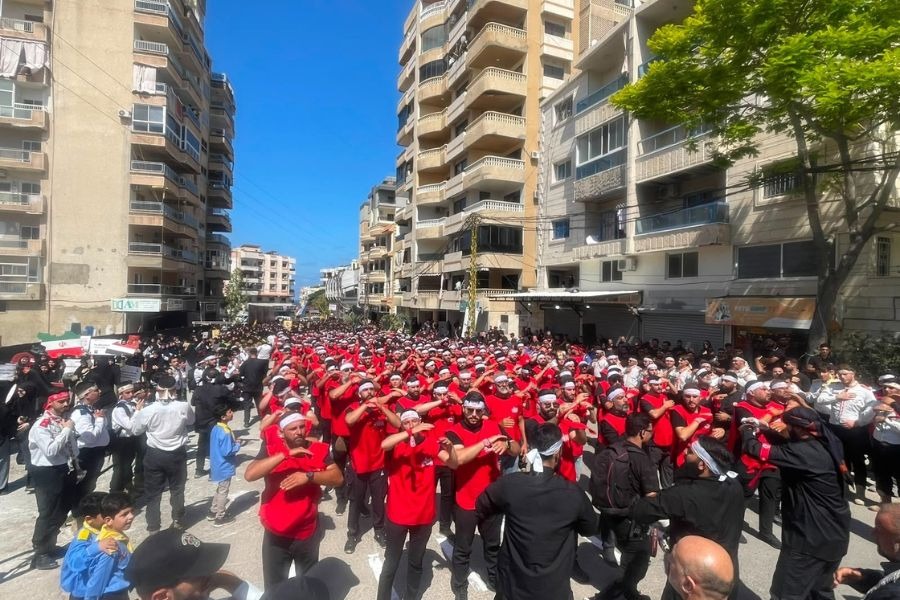 بالصور| مسيرة العاشر من المحرم في بلدة الحوش - صور 