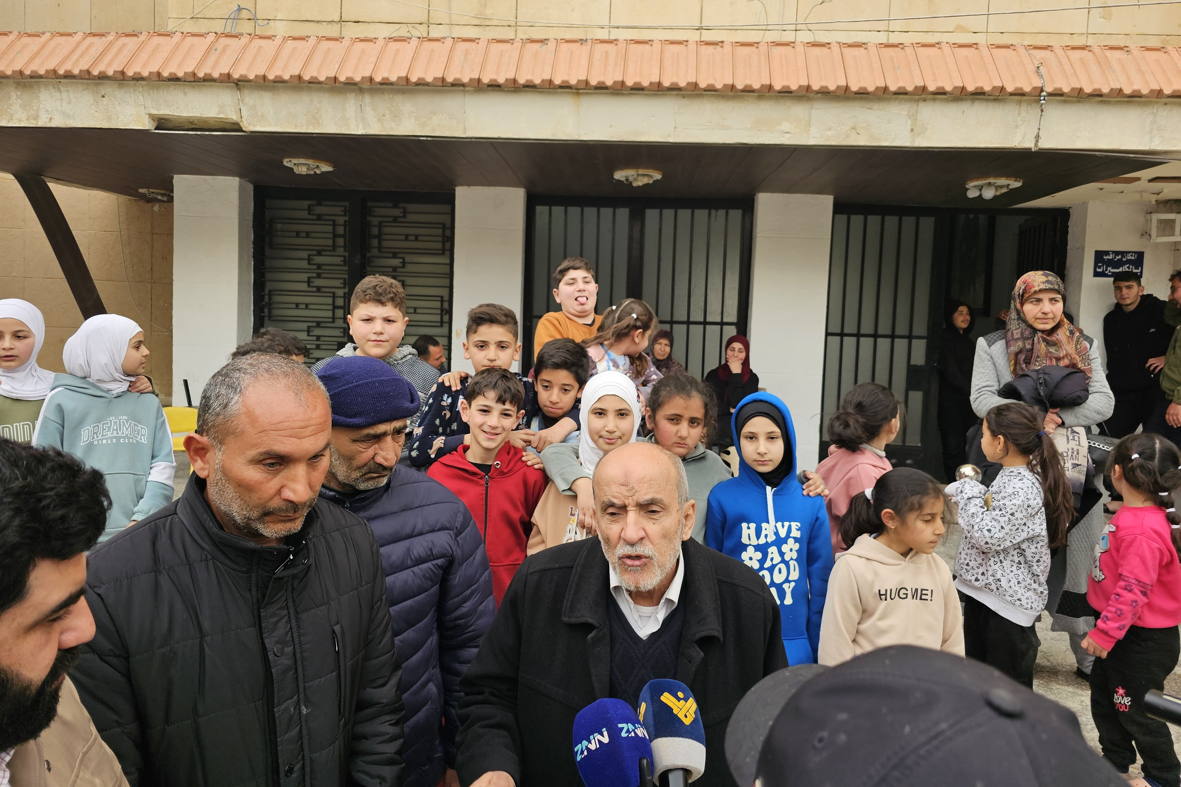 جشي زار مستشفى جبل عامل وتفقّد مراكز إيواء النازحين في صور