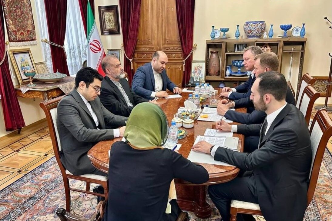إيران وروسيا تؤكدان تسريع تنفيذ خط 