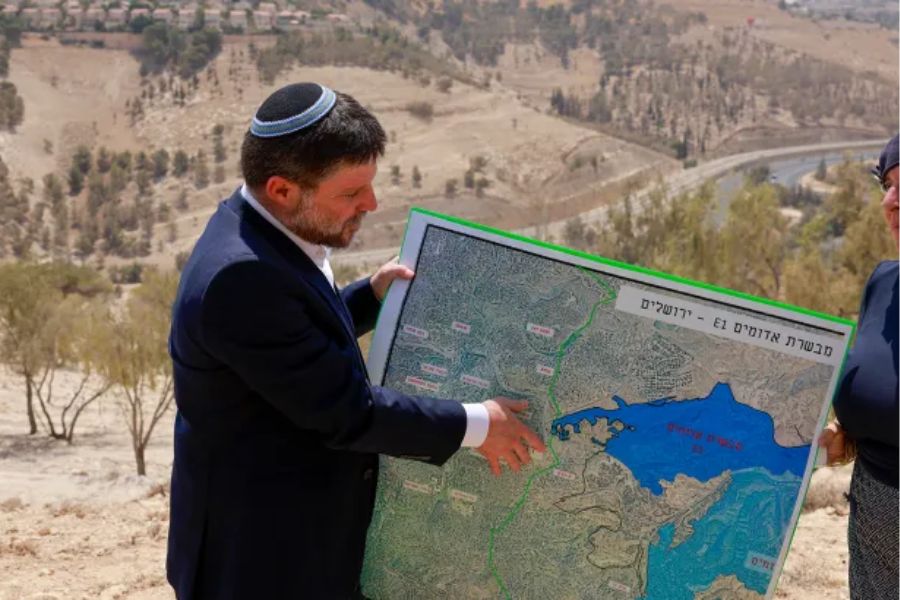 سموتريتش يوافق على توسيع مستوطنة 
