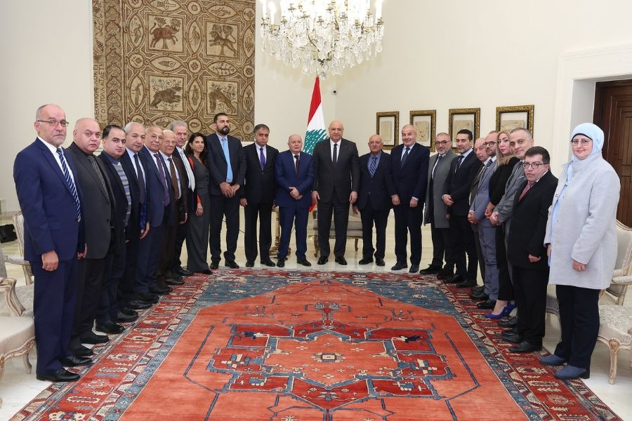 الرئيس عون: هناك إعادة نظر برواتب القطاع العام