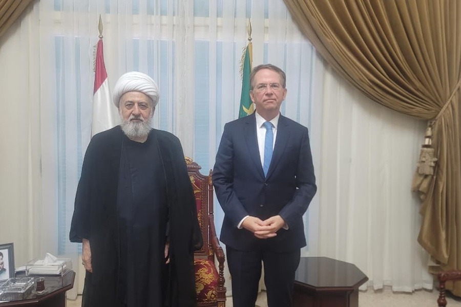 الشيخ الخطيب استقبل دوريل ووفودًا: المقاومة الفرنسية لم تسلّم سلاحها خلال الاحتلال