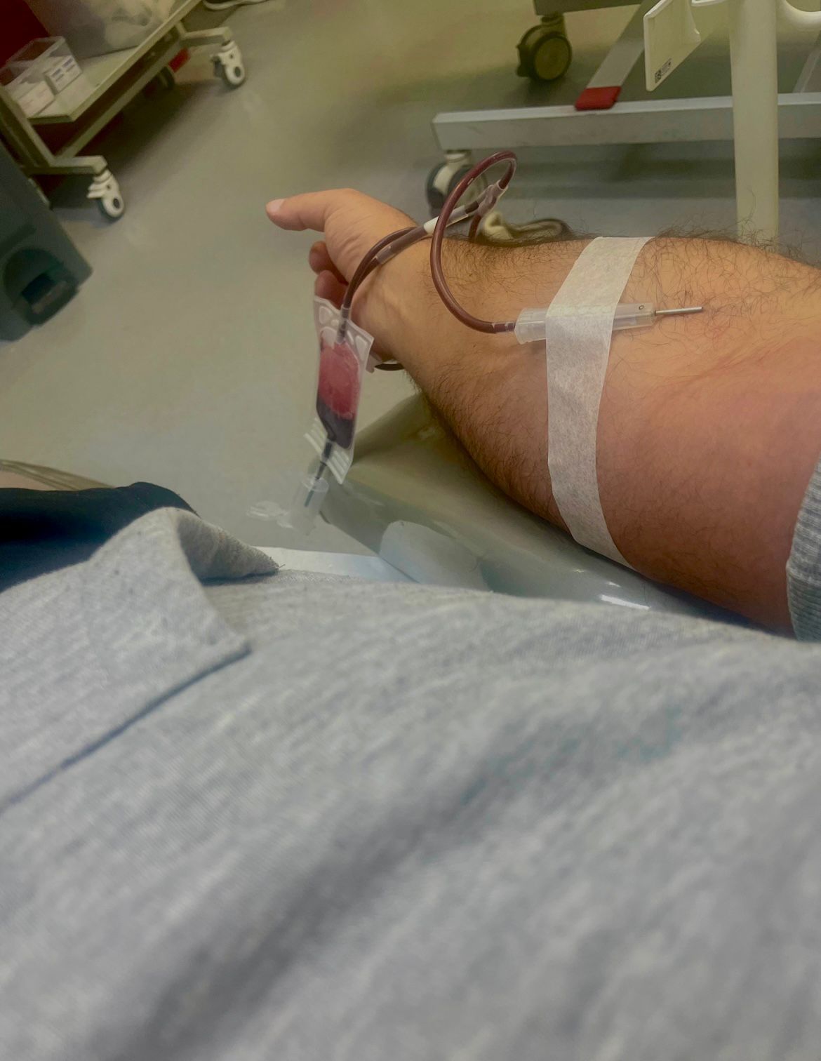 حملة تبرع بالدم في الشمال لإنقاذ جرحى العدوان الصهيوني