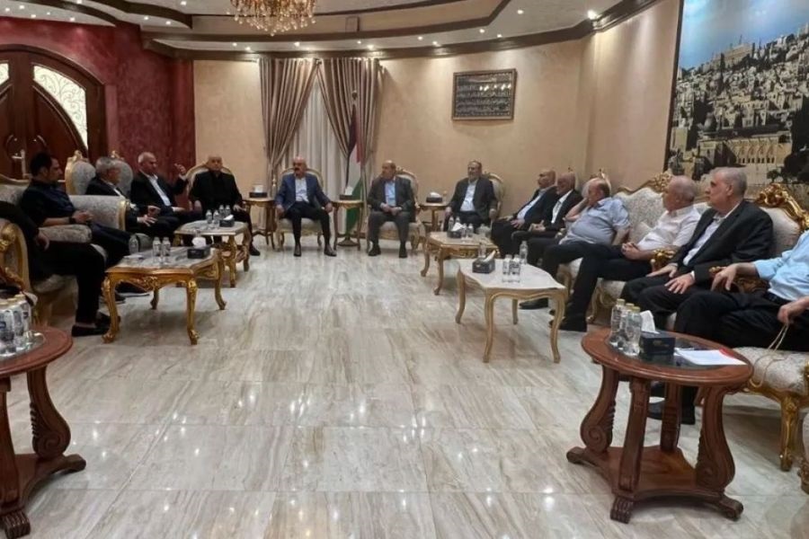 فصائل المقاومة الفلسطينية: ندعم تنفيذ اتفاق غزة وتسليم إدارة القطاع للجنة من أبنائه 
