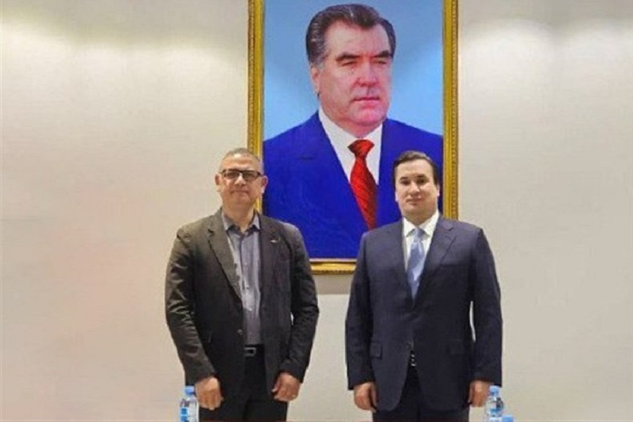 إيران تعلن استعدادها لنقل خبراتها الفنية في مجال صناعة الطيران إلى طاجيكستان