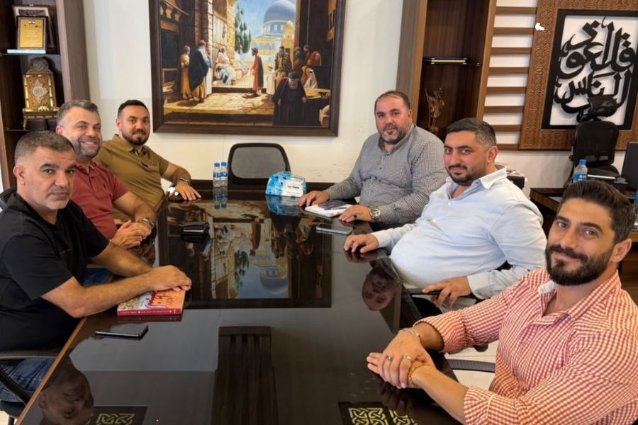 الموسوي وقنبر يبحثان التعاون الصناعي والتجاري والذكاء الاصطناعي ومعرض 