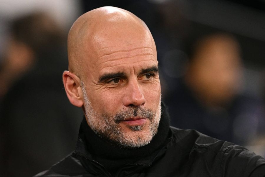 غوارديولا يُجدد دعمه لفلسطين: لن أقف صامتًا أمام معاناة الأبرياء