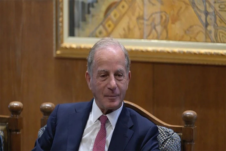 السفير الأميركي يكرّر لازمته: نزع السلاح ثم الانسـحاب 