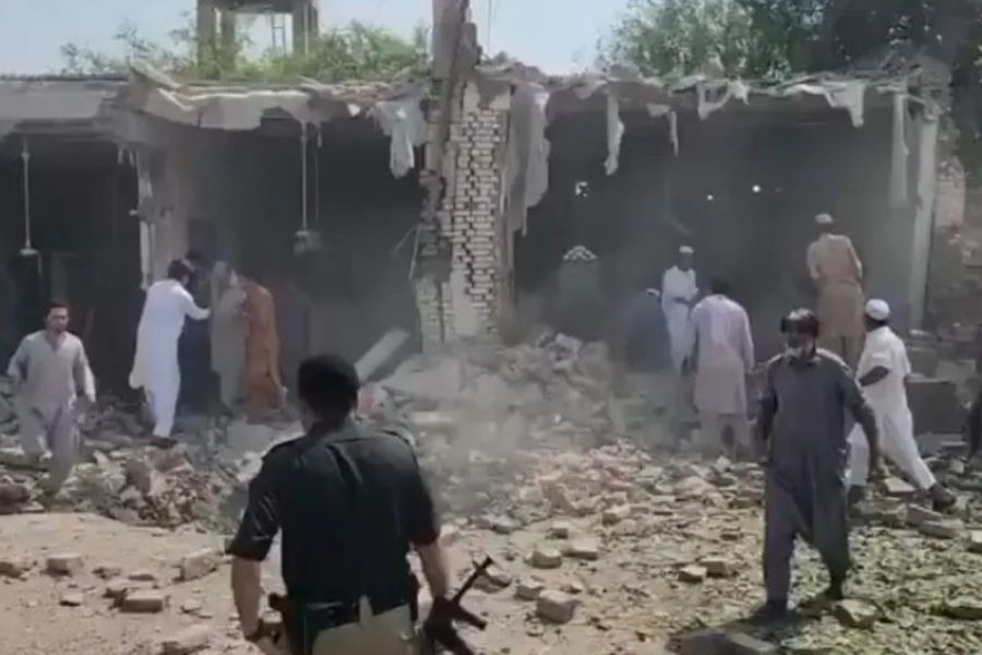 ضحايا وجرحى بتفجير انتحاري استهدف مسجدًا لقيادة الشرطة بكوهات الباكستانية