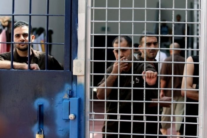 الجبهة الشعبية لتحرير فلسطين: نُحذر من المساس بالأسرى 