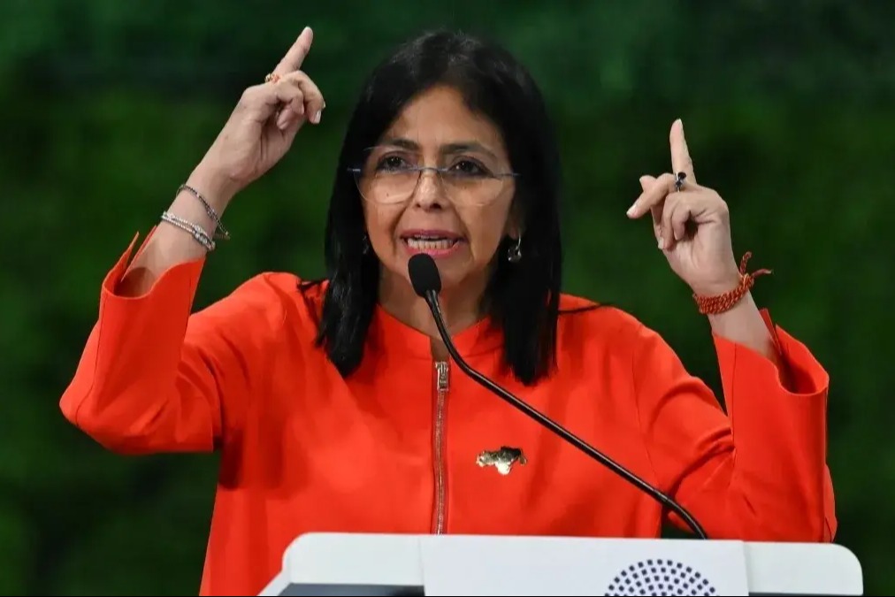 القوات المسلحة الفنزويلية تدعم ديلسي رودريغيز رئيسة بالوكالة