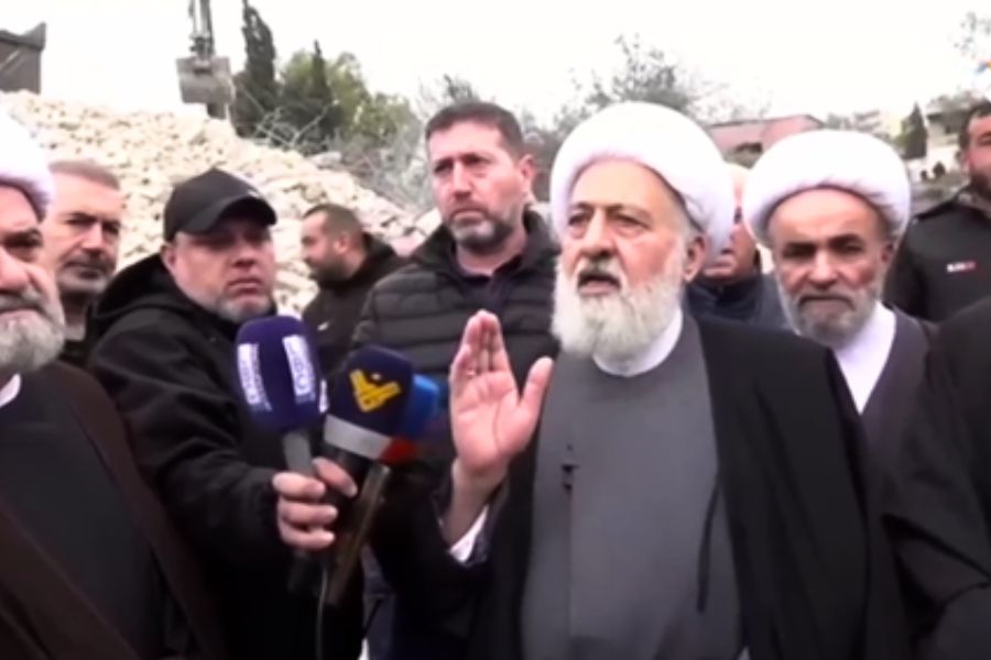 الشيخ الخطيب يتفقد قرى الجنوب المتضرّرة من العدوان: العدو لن يستطيع أن ينال منا